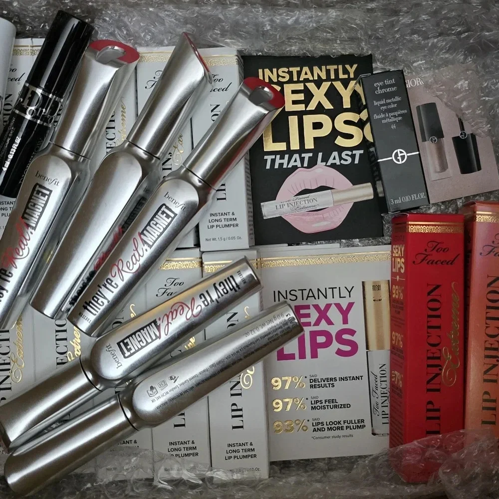 High-End Makeup Mytery Box